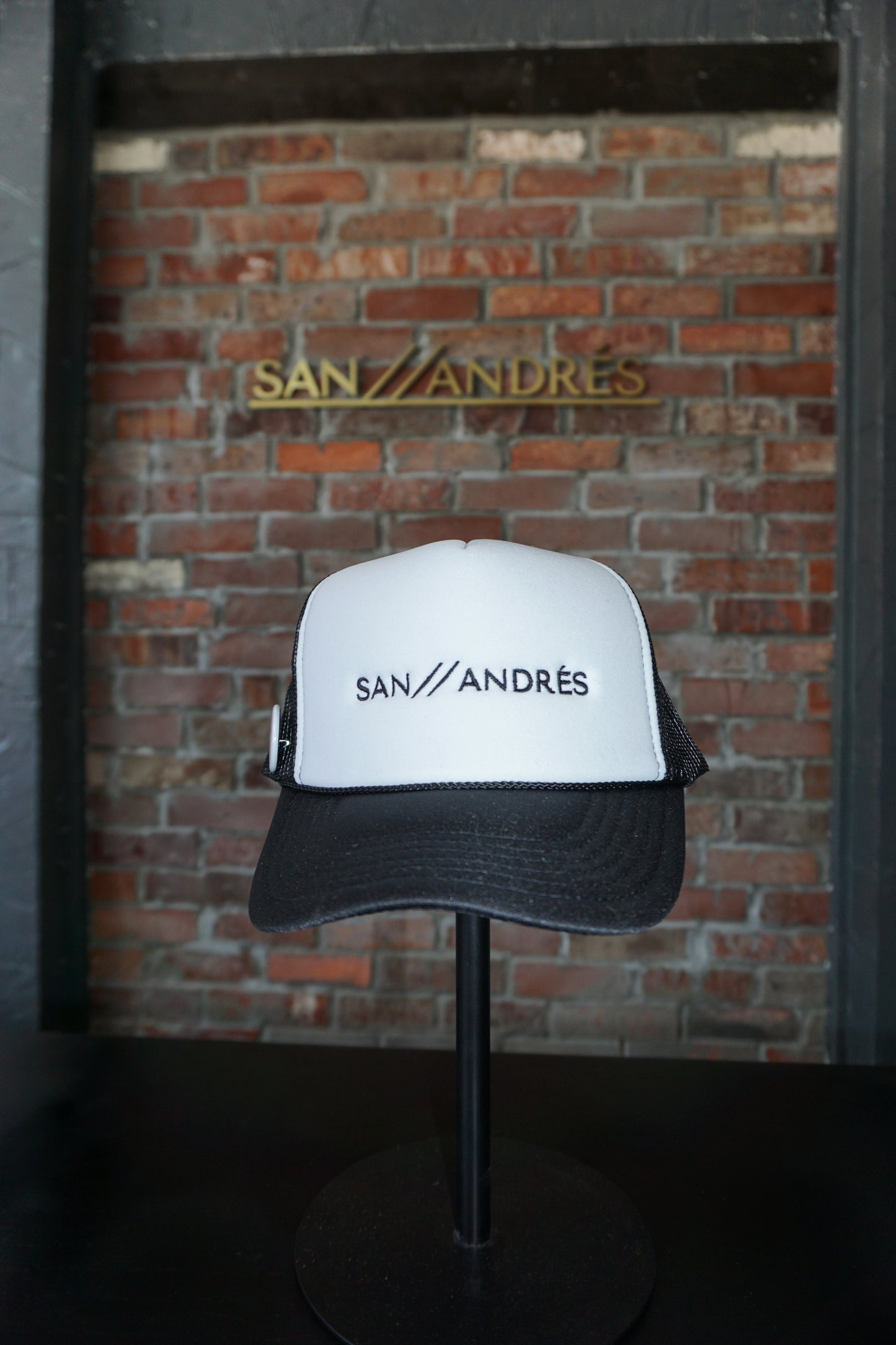 SAN // ANDRES Trucker Hat